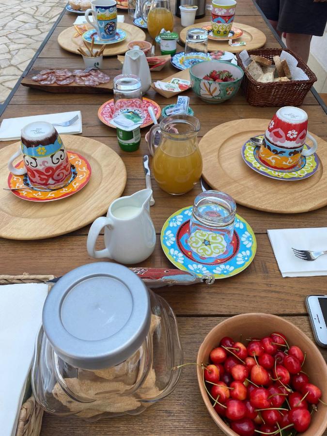 モノーポリ Le Radici Bed & Breakfast エクステリア 写真